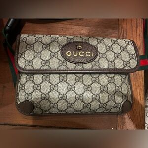 AUTHENTIC NWOT GUCCI VINTAGE NEO BELTBAG